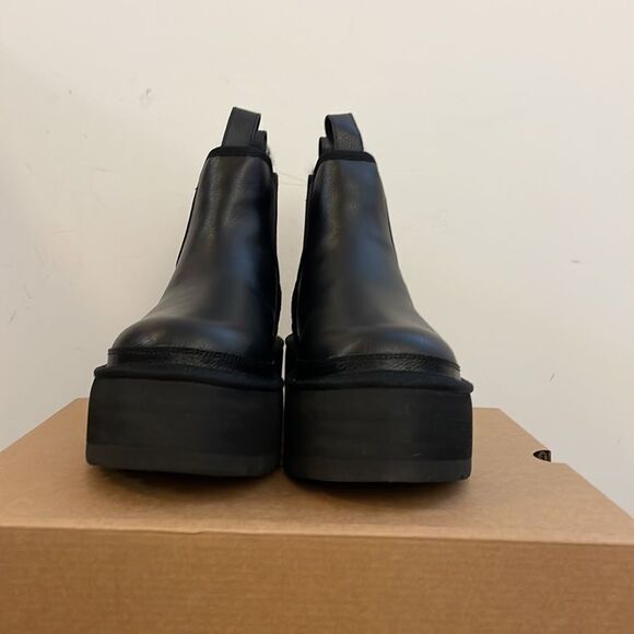 UGG Neumel Platform Chelsea Boots Black Women Size 9 - Picture 7 of 15